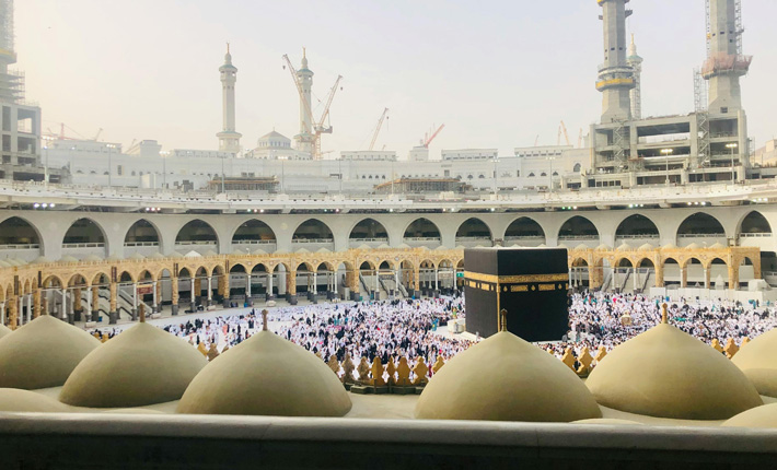 Super Deluxe Umrah Package 2025
